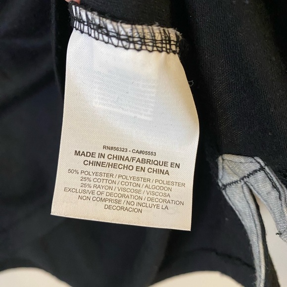 Nike Black Shirt with Neon Swoosh Logo size medium - Picture 4 of 7